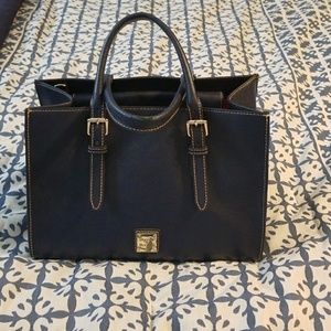 Authentic Dooney & Bourke Marine Janine purse